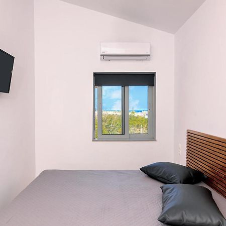 Bona'S Guest House Agia  Ngoại thất bức ảnh
