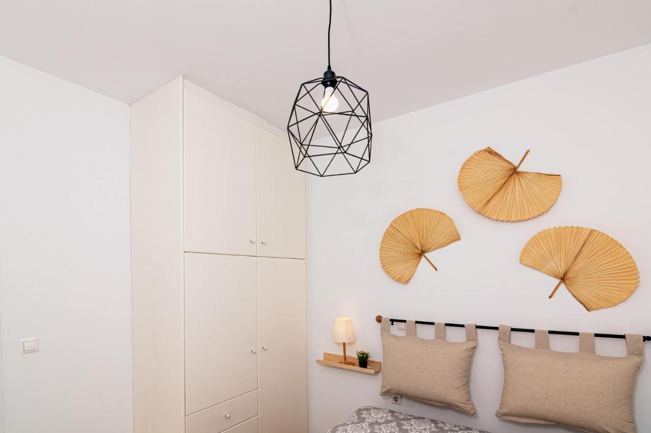 Bona'S Guest House Agia  Ngoại thất bức ảnh