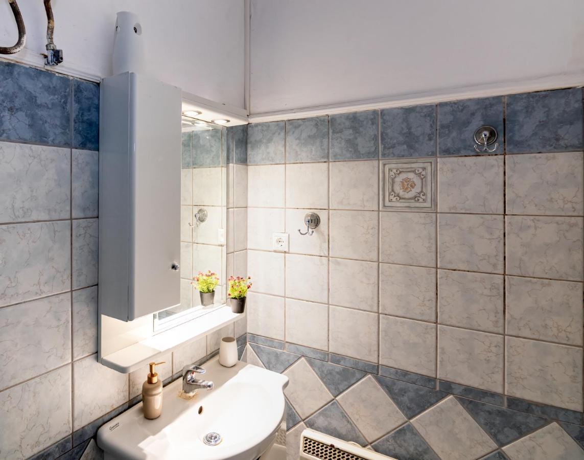 Bona'S Guest House Agia  Ngoại thất bức ảnh