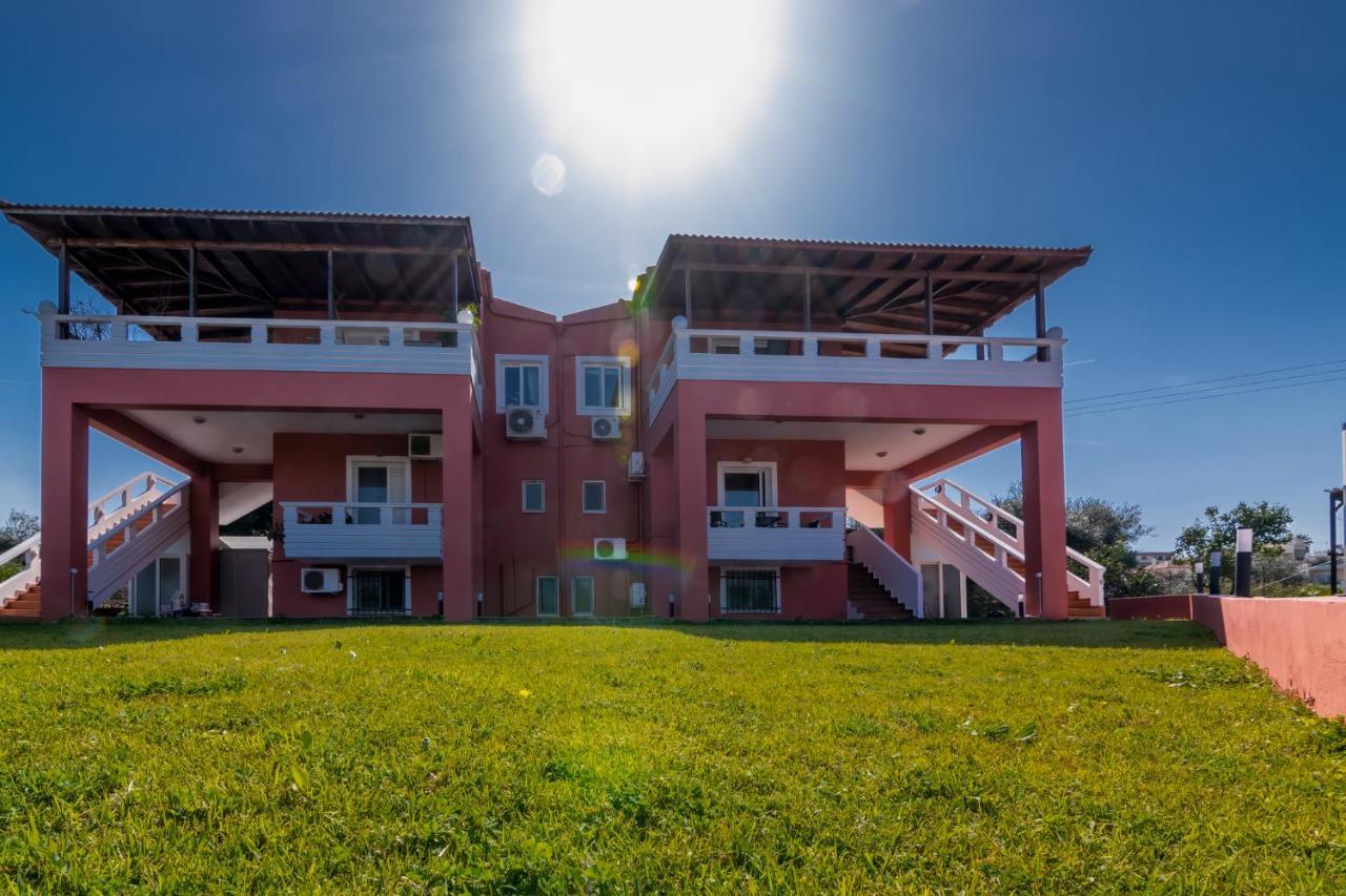 Bona'S Guest House Agia  Ngoại thất bức ảnh